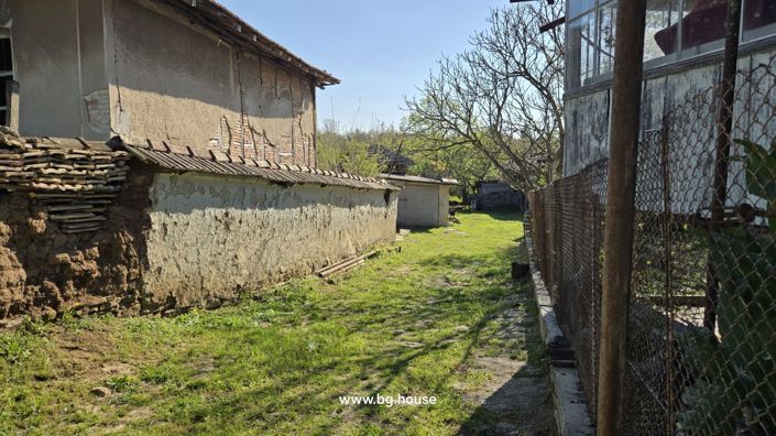 Image No.11-4 Bed House for sale