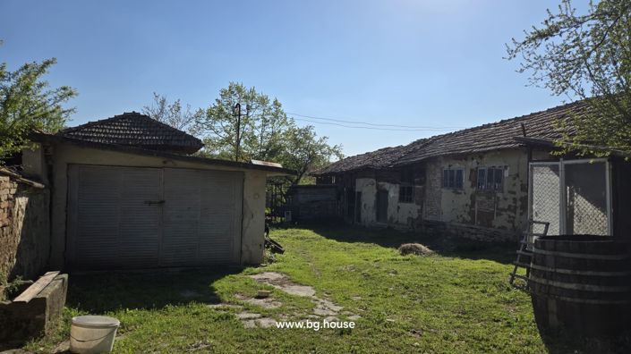 Image No.14-4 Bed House for sale