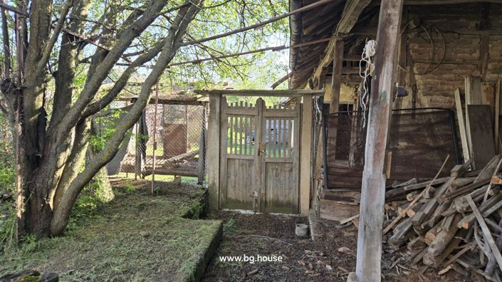 Image No.21-4 Bed House for sale