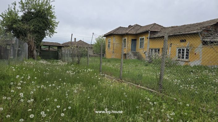 Image No.18-3 Bed House for sale