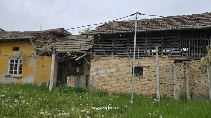 Image No.19-3 Bed House for sale