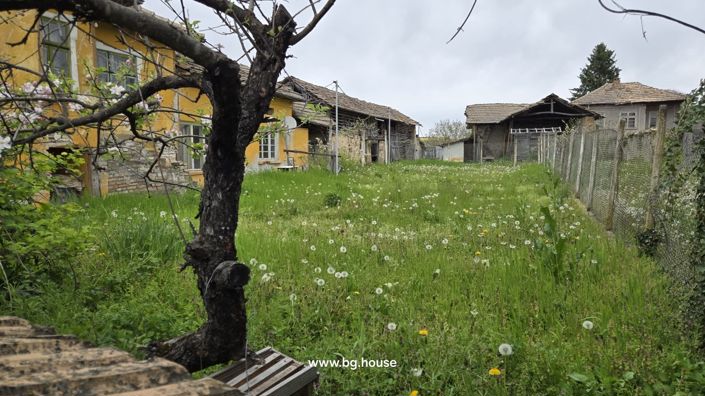 Image No.5-3 Bed House for sale