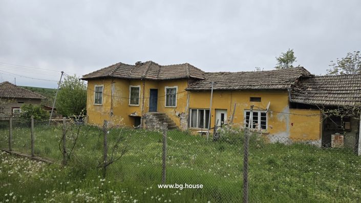 Image No.7-3 Bed House for sale