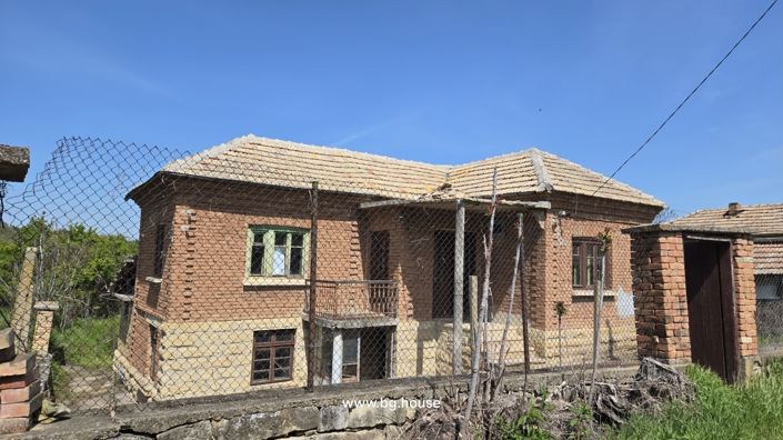 Image No.11-3 Bed House for sale