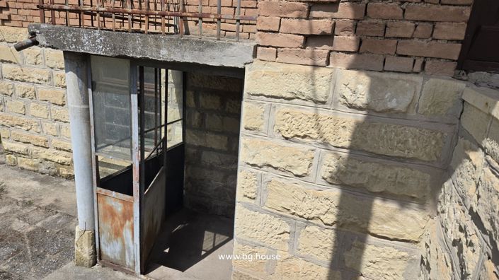 Image No.31-3 Bed House for sale