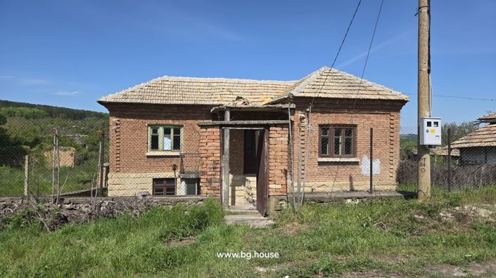 Image No.9-3 Bed House for sale