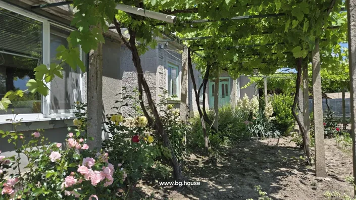 Image No.17-4 Bed House for sale