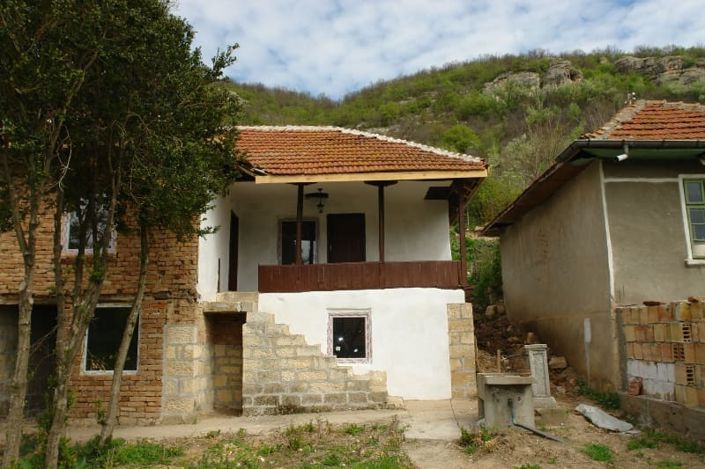 Image No.18-3 Bed House for sale