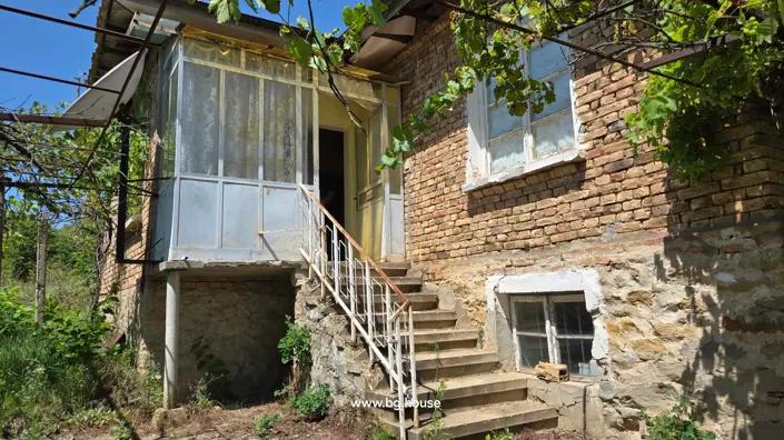 Image No.16-2 Bed House for sale