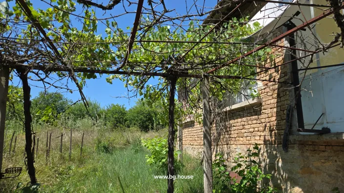 Image No.19-2 Bed House for sale