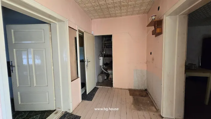 Image No.30-2 Bed House for sale