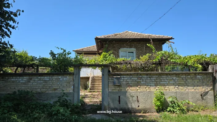 Image No.7-2 Bed House for sale