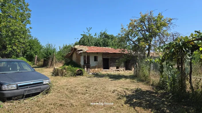 Image No.12-3 Bed House for sale