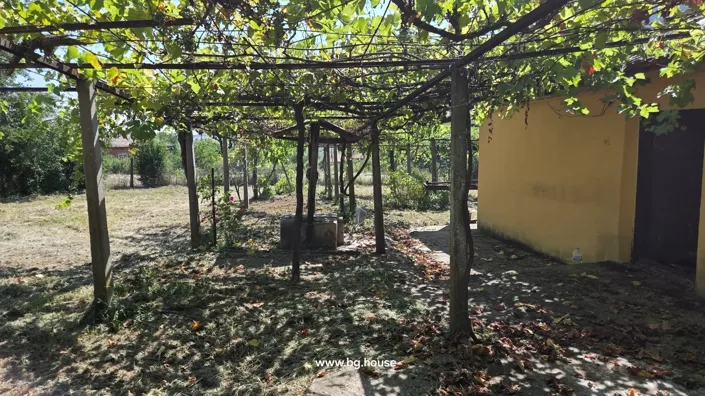 Image No.19-3 Bed House for sale