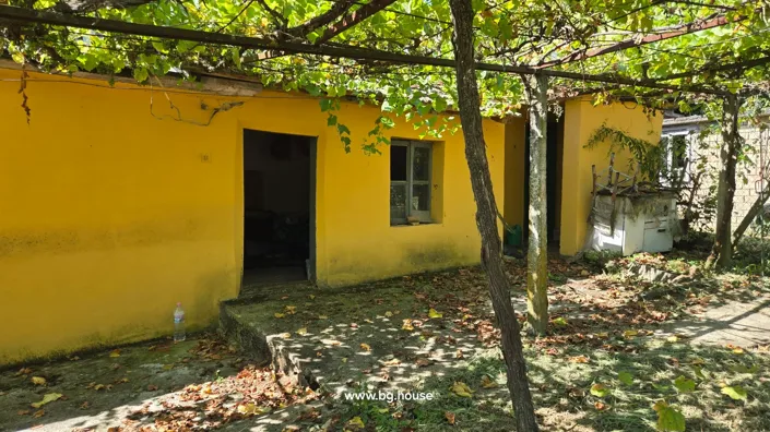 Image No.8-3 Bed House for sale