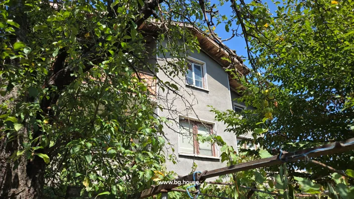 Image No.15-3 Bed House for sale