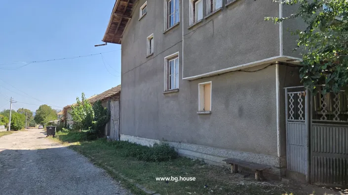 Image No.20-3 Bed House for sale
