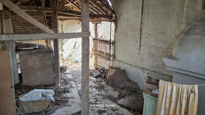 Image No.19-2 Bed House for sale