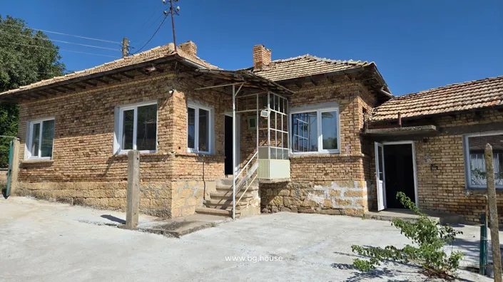 Image No.2-2 Bed House for sale