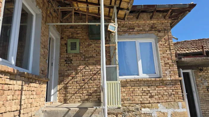 Image No.26-2 Bed House for sale