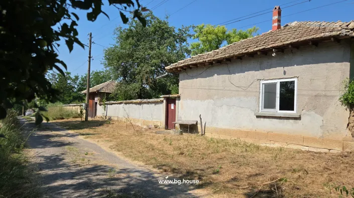 Image No.2-3 Bed House for sale
