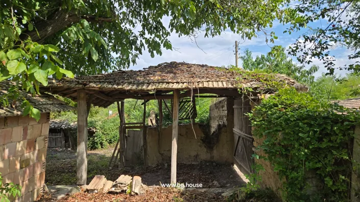Image No.9-4 Bed House for sale