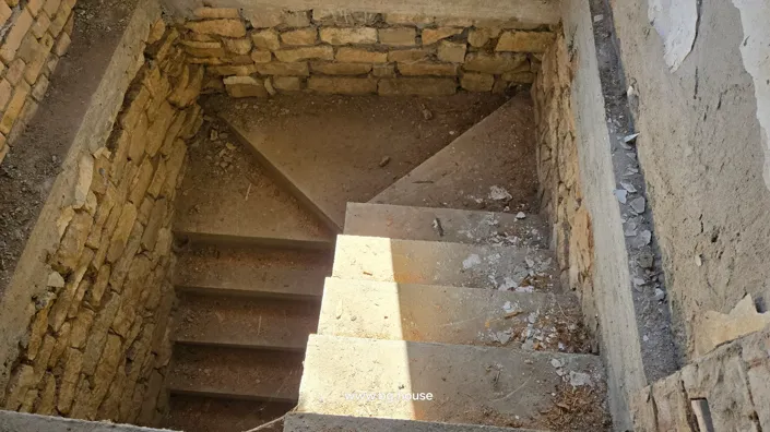 Image No.19-2 Bed House for sale