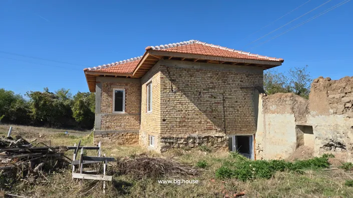 Image No.21-2 Bed House for sale