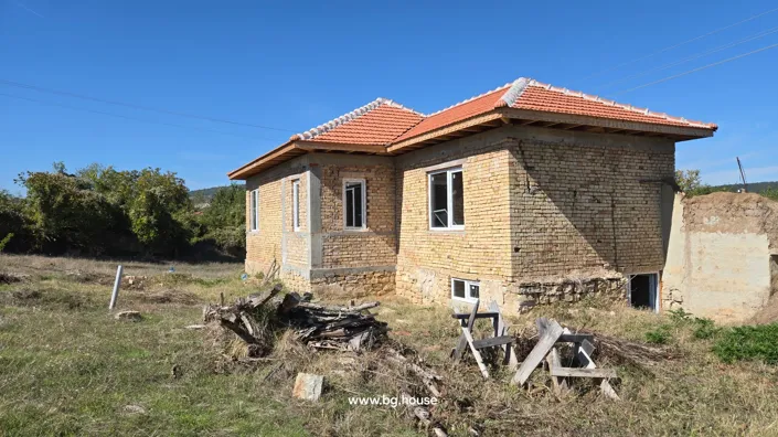 Image No.22-2 Bed House for sale