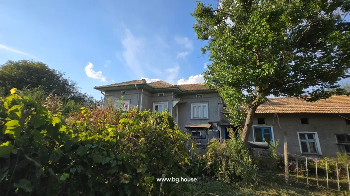 Image No.2-5 Bed House for sale
