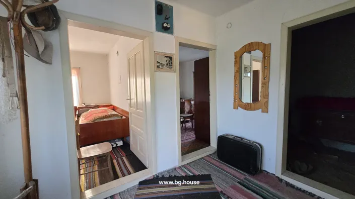 Image No.30-5 Bed House for sale