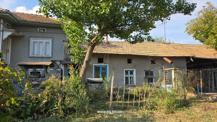Image No.4-5 Bed House for sale