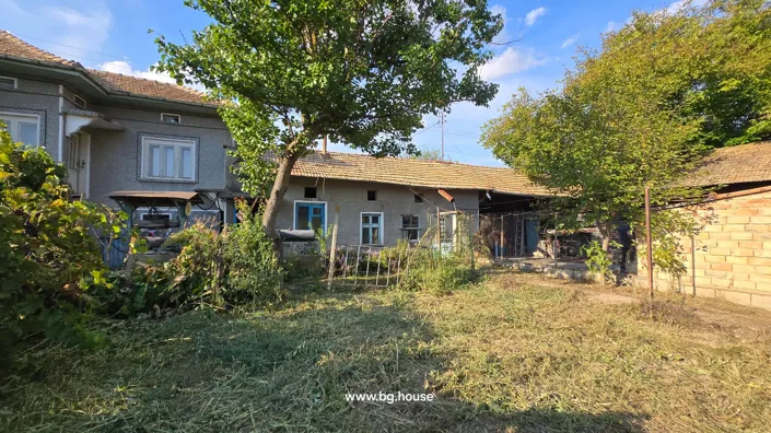 Image No.5-5 Bed House for sale