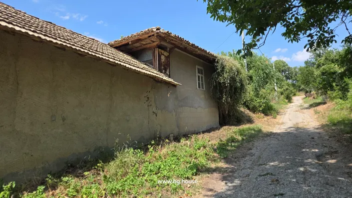 Image No.12-3 Bed House for sale