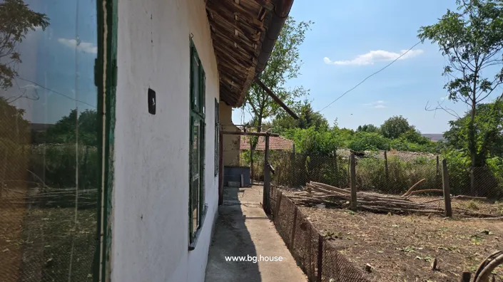 Image No.15-3 Bed House for sale