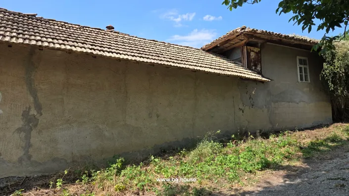 Image No.9-3 Bed House for sale