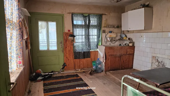 Image No.19-3 Bed House for sale
