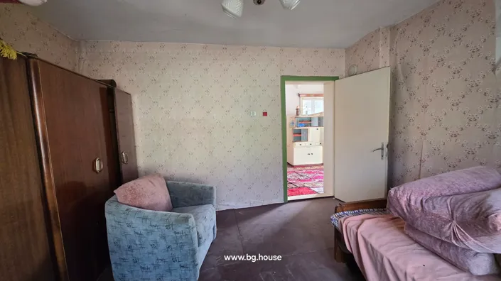 Image No.24-3 Bed House for sale