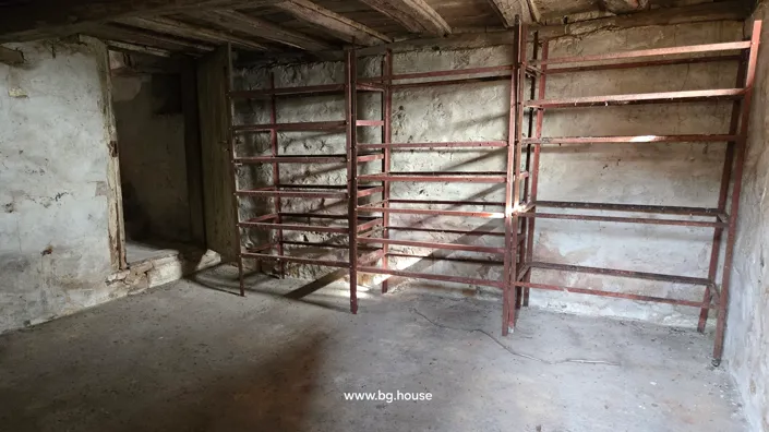Image No.7-3 Bed House for sale