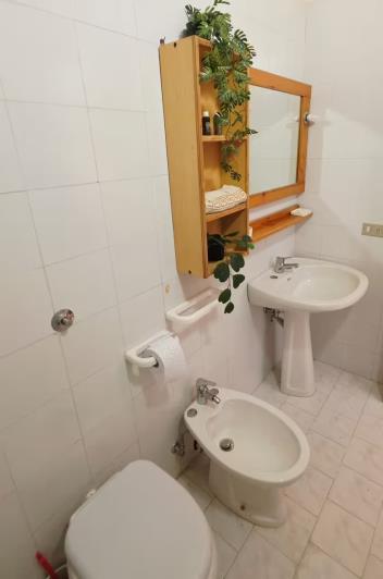 Image No.21-2 Bed Villa / Detached for sale