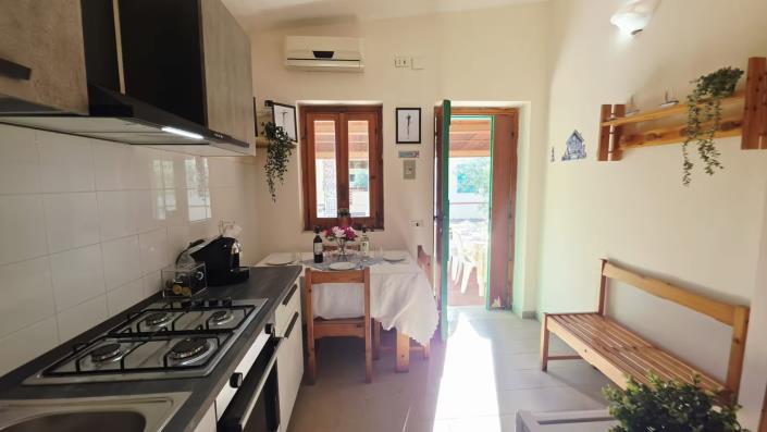 Image No.14-2 Bed Villa / Detached for sale