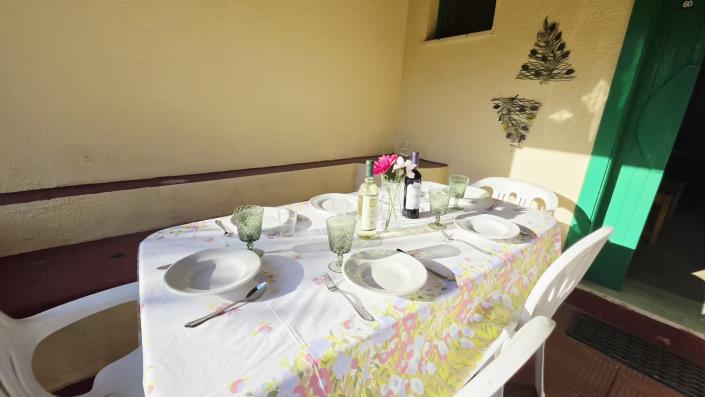 Image No.3-2 Bed Villa / Detached for sale