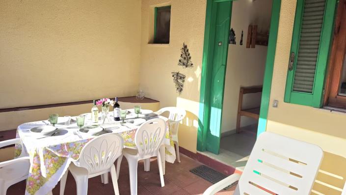 Image No.2-2 Bed Villa / Detached for sale