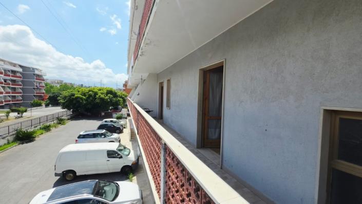 Image No.10-1 Bed Apartment for sale