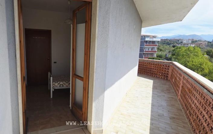 Image No.29-2 Bed Apartment for sale