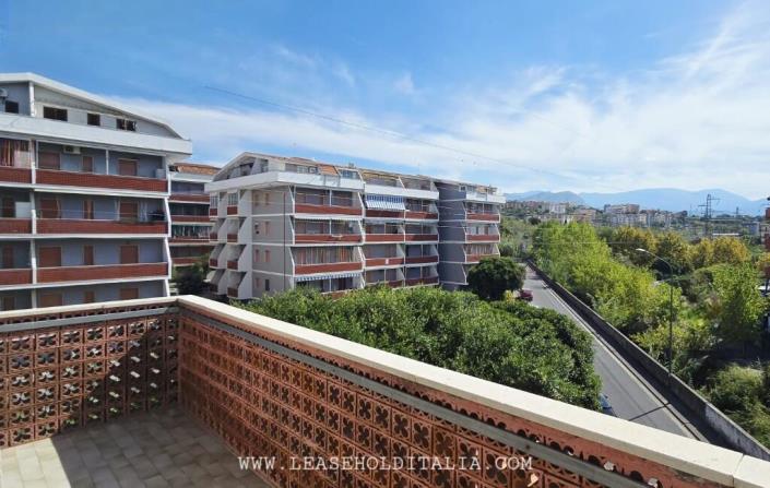 Image No.28-2 Bed Apartment for sale