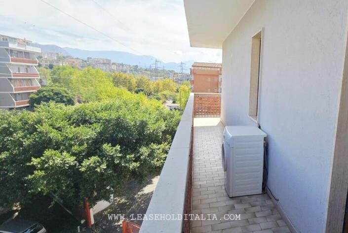 Image No.32-2 Bed Apartment for sale