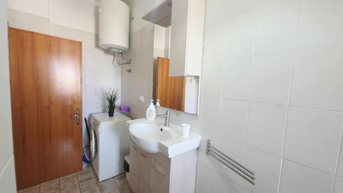 Image No.30-1 Bed Apartment for sale