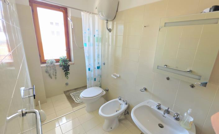 Image No.22-1 Bed Apartment for sale