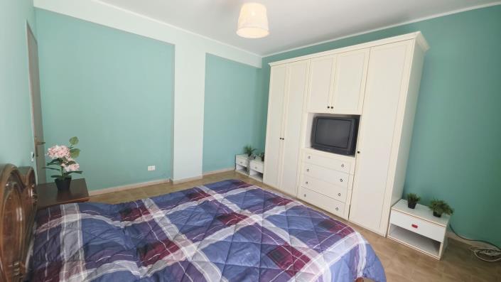 Image No.3-3 Bed Apartment for sale